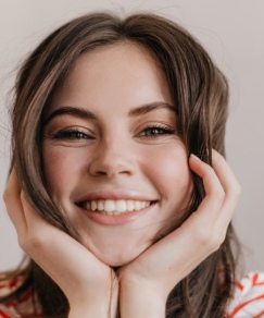 Скидка 1000 рублей на профессиональную чистку зубов